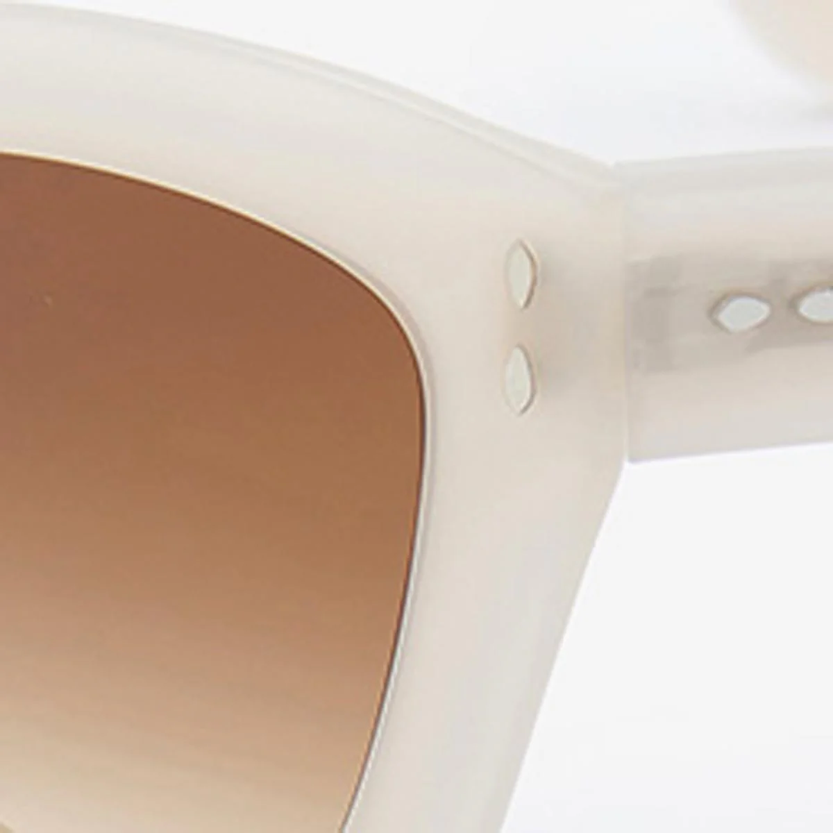 1557-louny-sunglasses-3.webp Louny Sunglasses