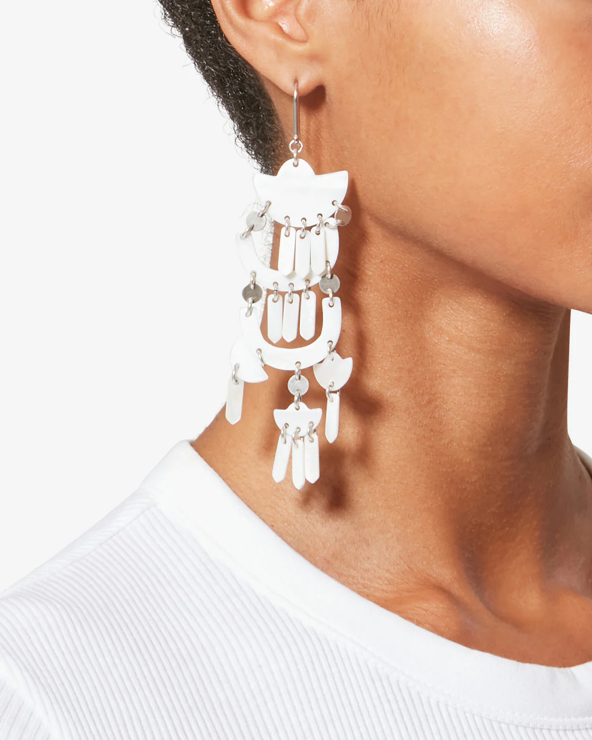 1611-yue-earrings-2.webp YUE EARRINGS