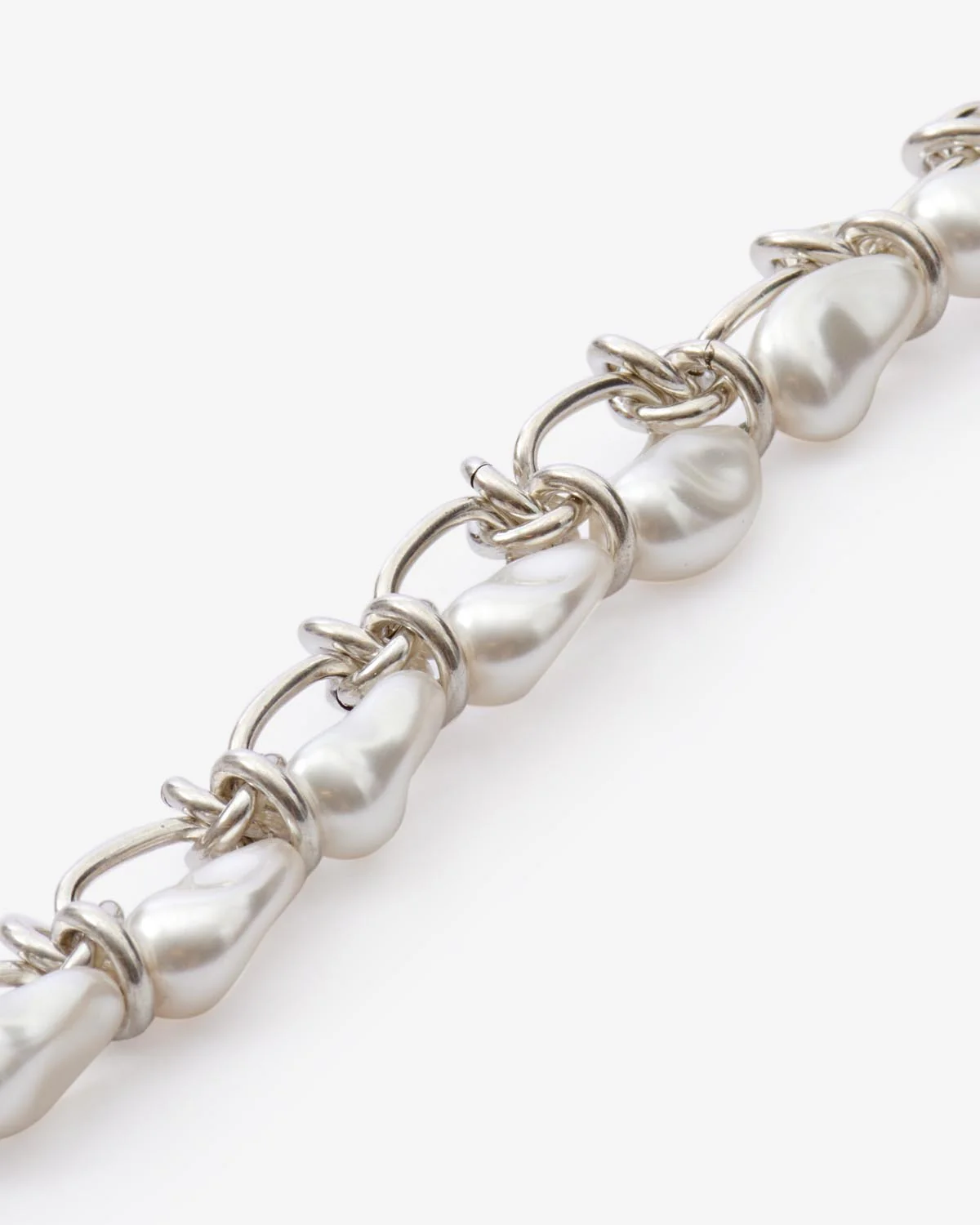 1922-rain-drop-choker-1.webp Rain Drop Choker