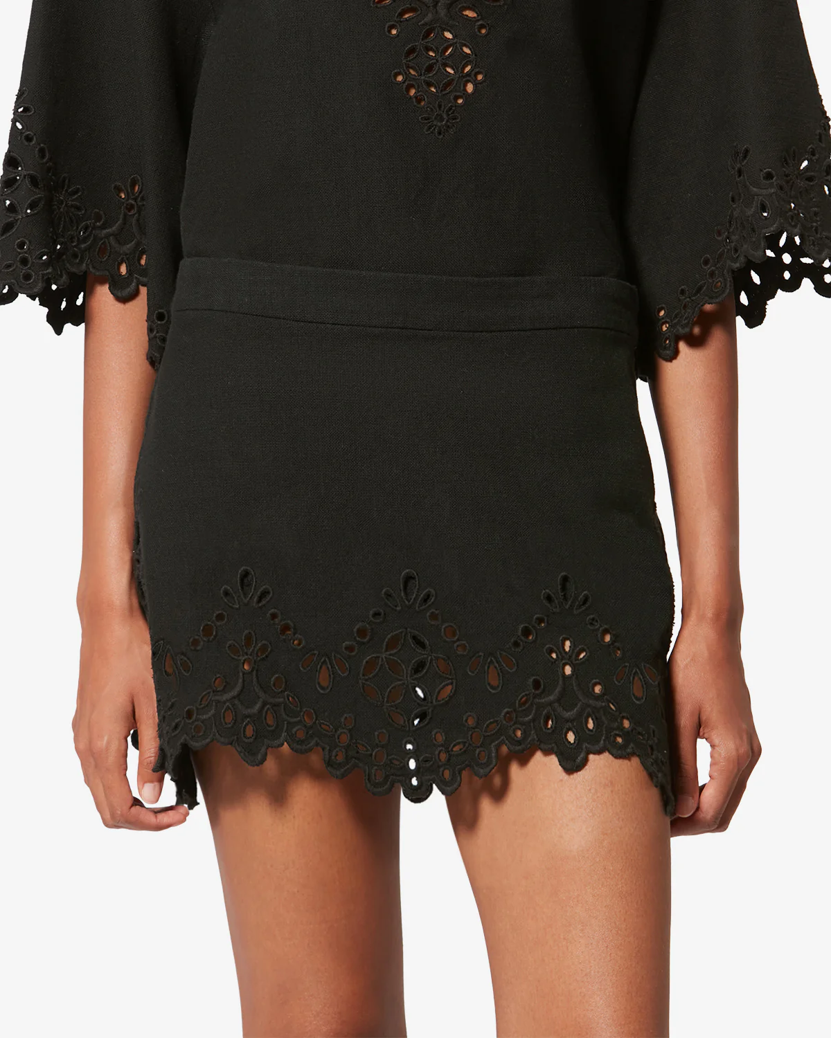 3428-blouma-skirt-5.webp BLOUMA SKIRT