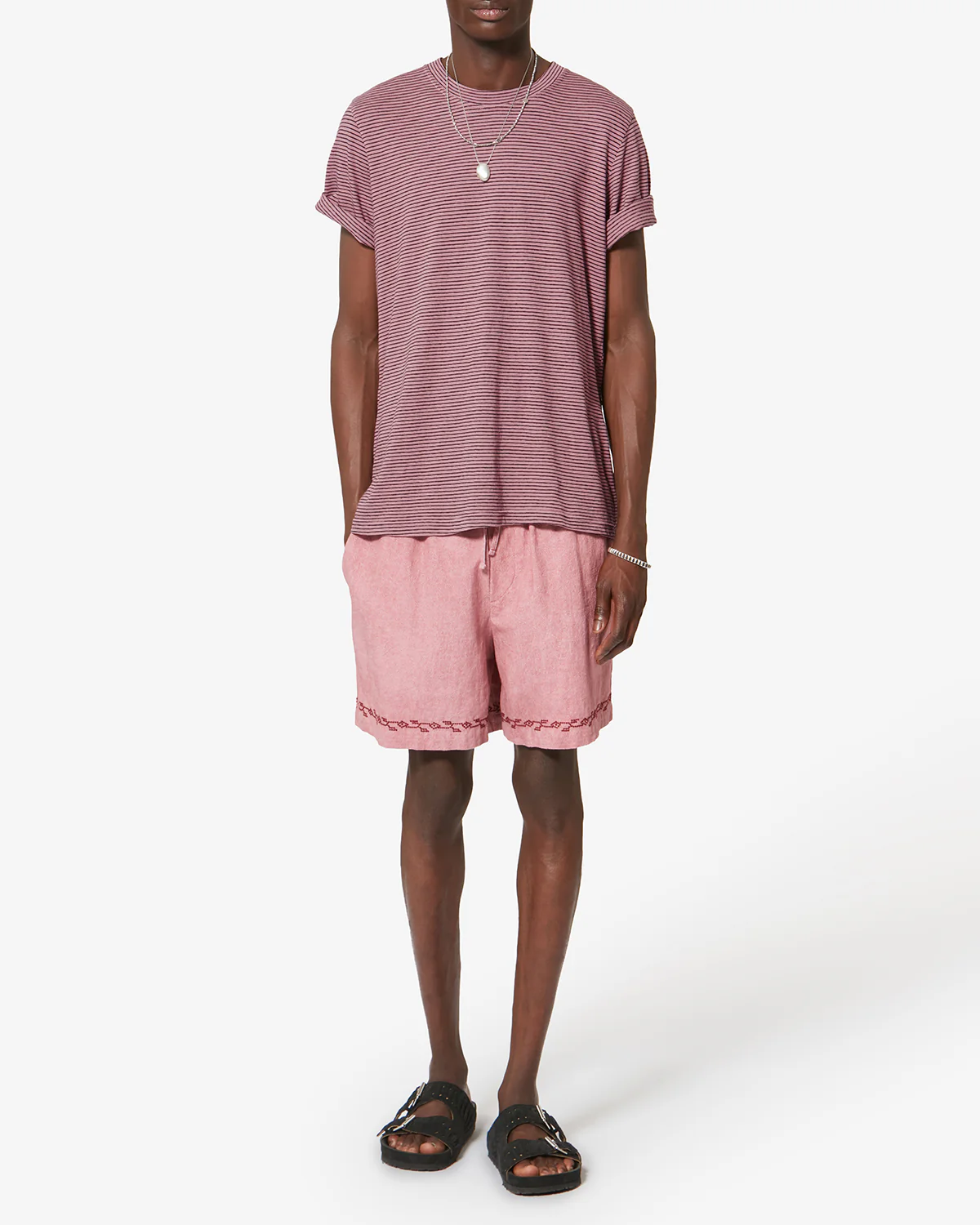 6893-leon-t-shirt-4.webp LEON T-SHIRT