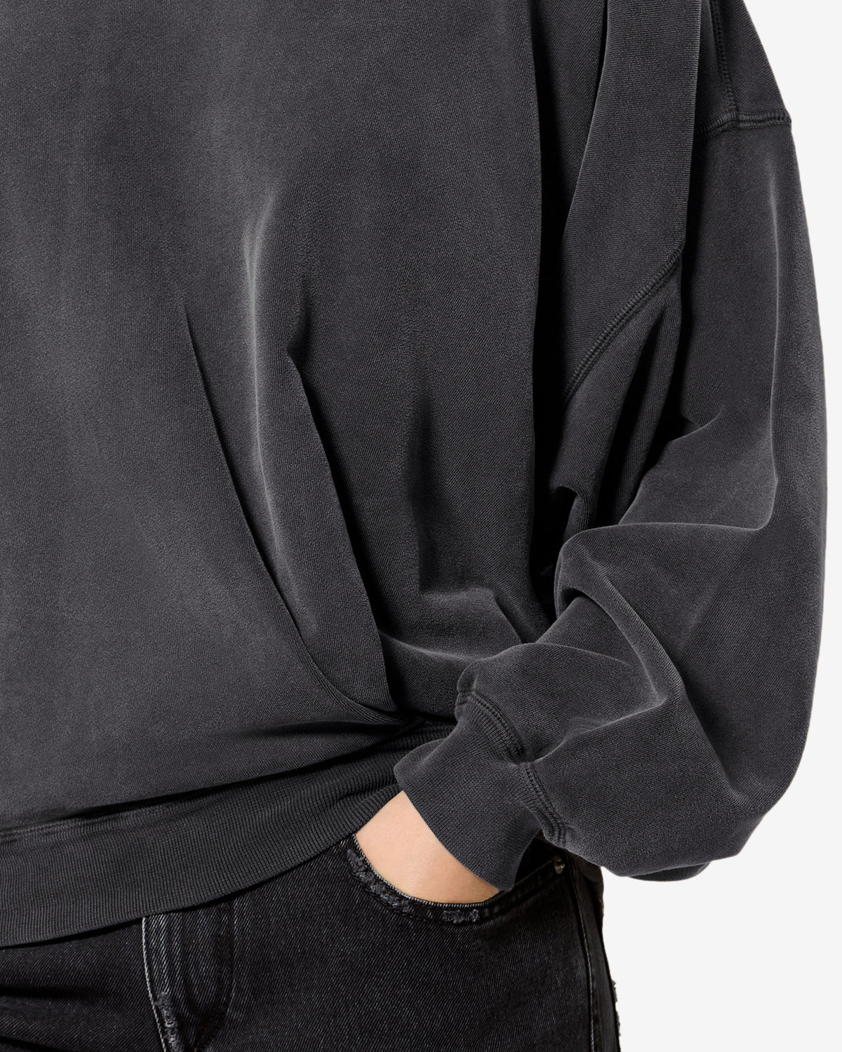 SAURIA SWEAT SHIRT
